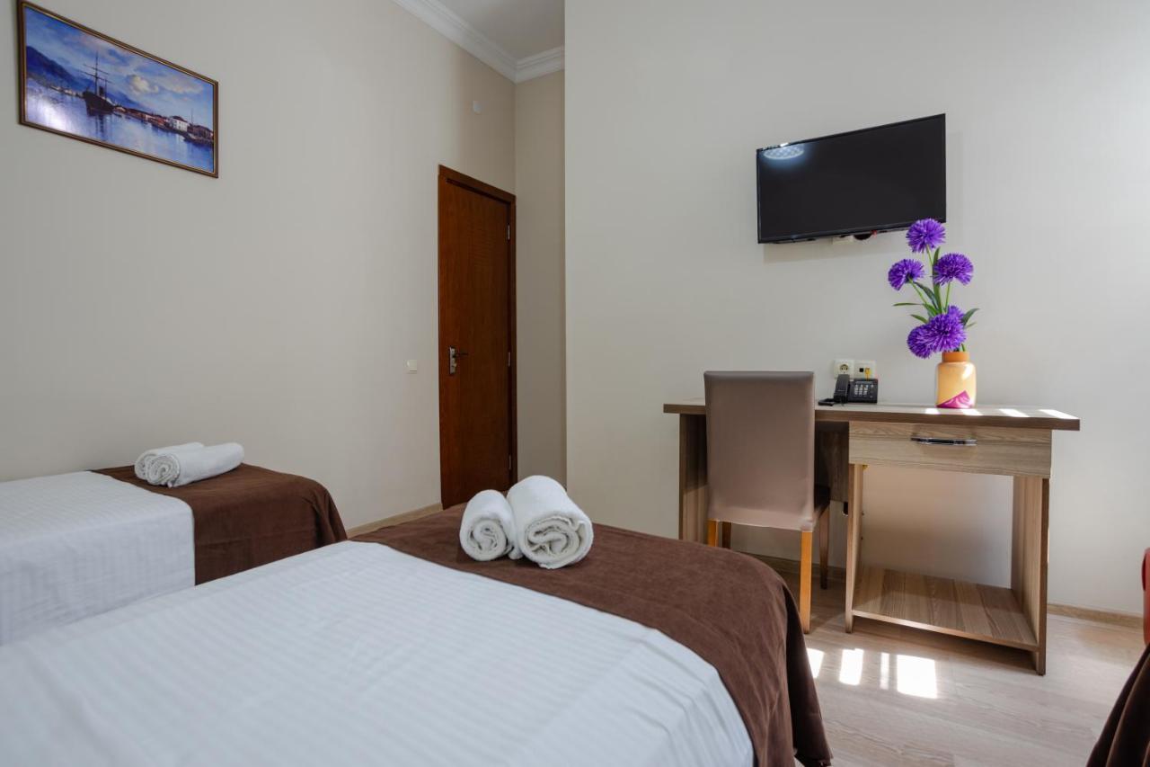 Daisi Sunset Hotel Batumi Luaran gambar