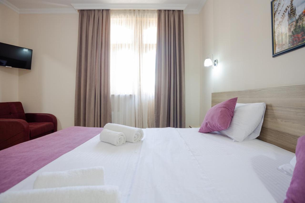 Daisi Sunset Hotel Batumi Luaran gambar