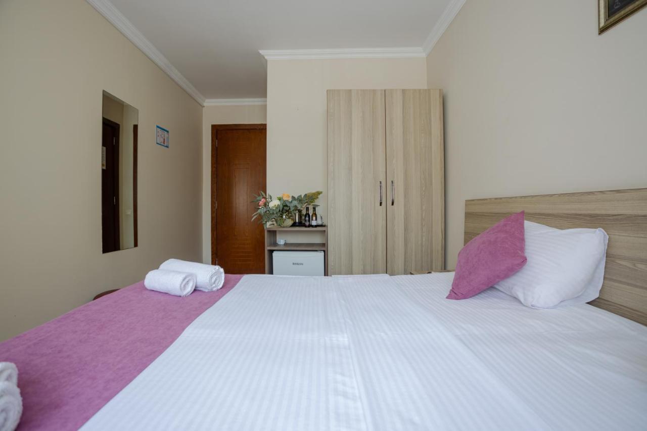 Daisi Sunset Hotel Batumi Luaran gambar