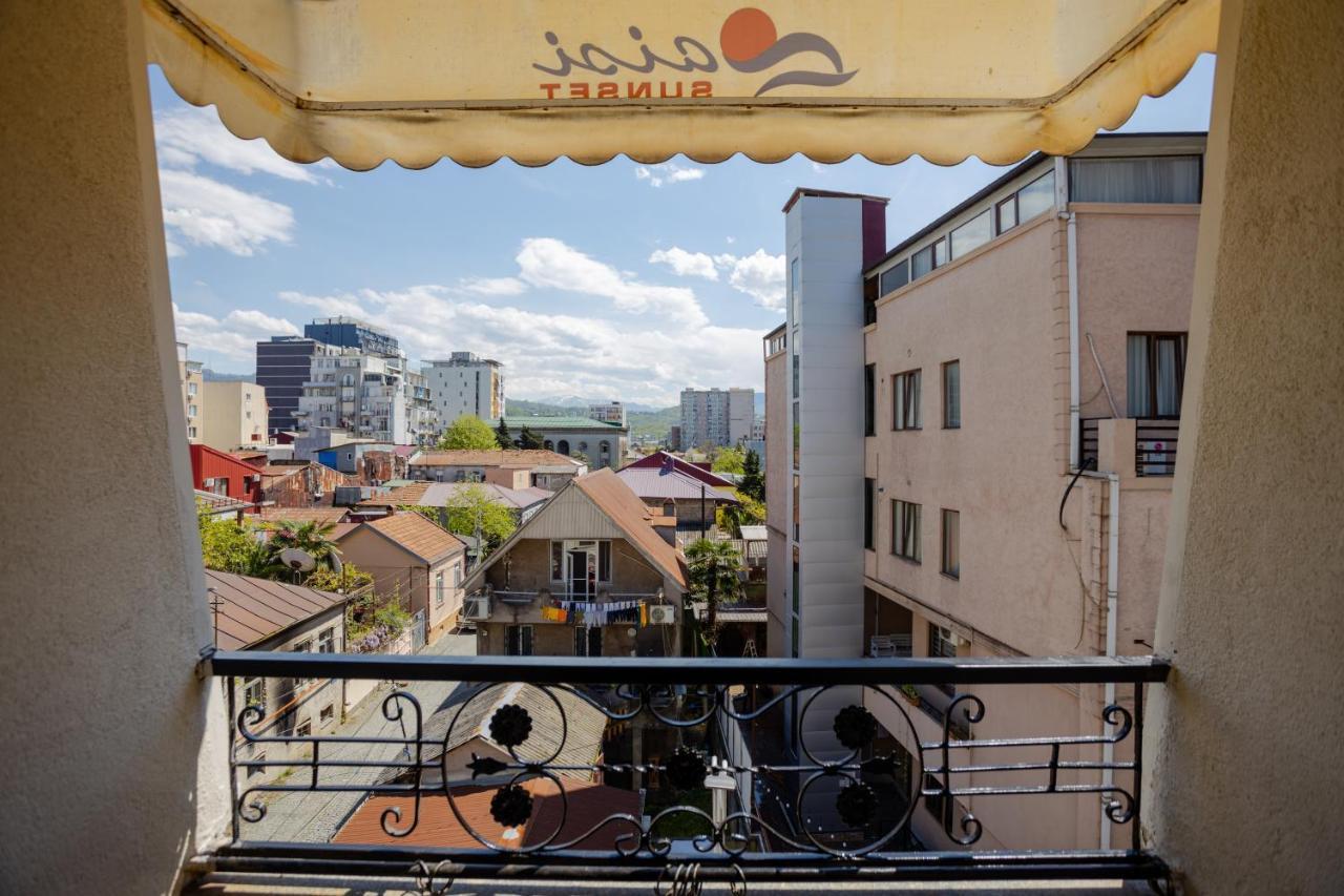 Daisi Sunset Hotel Batumi Luaran gambar
