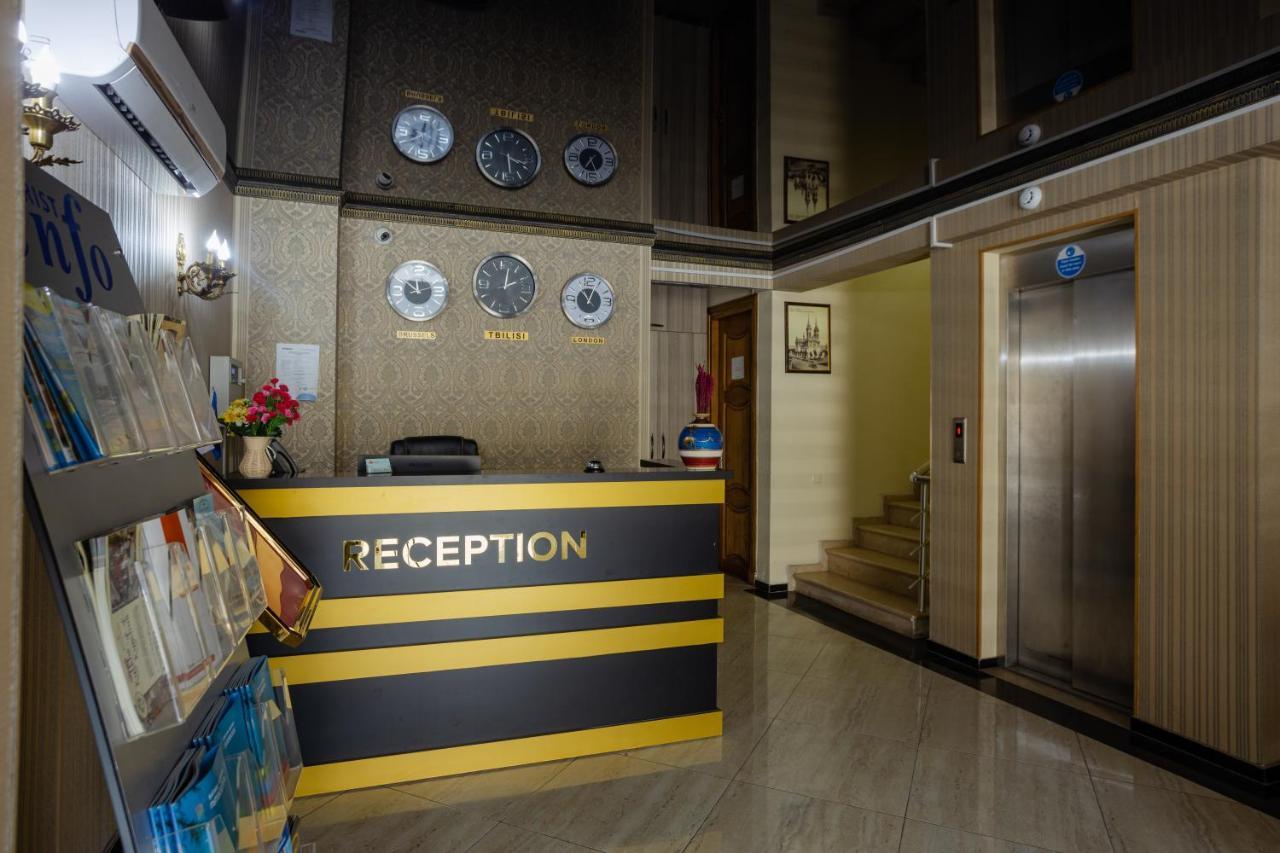 Daisi Sunset Hotel Batumi Luaran gambar