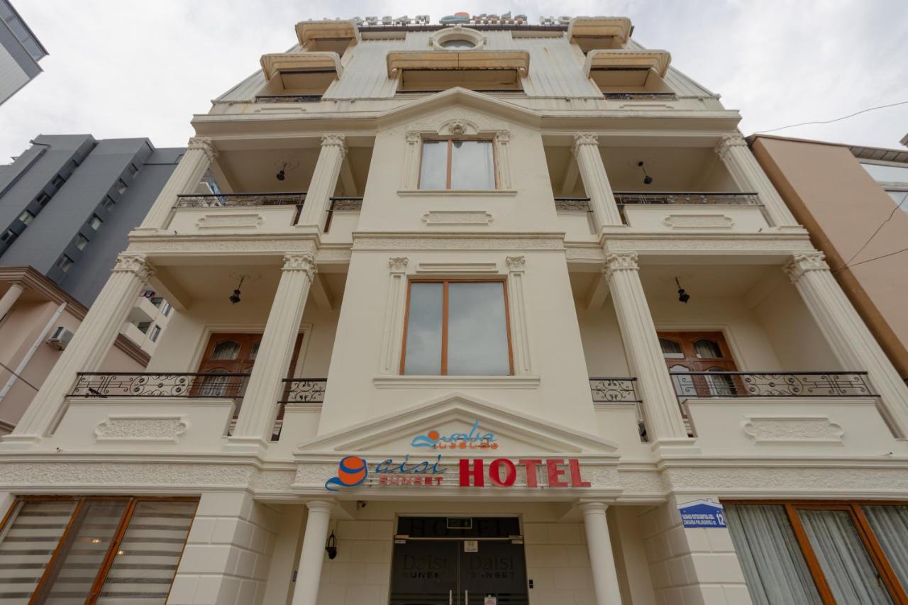 Daisi Sunset Hotel Batumi Luaran gambar
